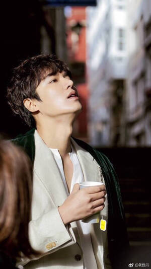 李敏镐男生头像♥家居♥闺蜜头像♥♥黑白 绘画  ™✔  素描    ™✔ 水彩   ™✔  彩色 ™✔ 男头™✔男生头像™✔女生头像♞女头♞韩国头像™✔™✔欧美头像™✔情侣头像™✔小清新头像™✔背影头像™✔文字头像™✔复古头像™✔意境头像™✔黑白头像™