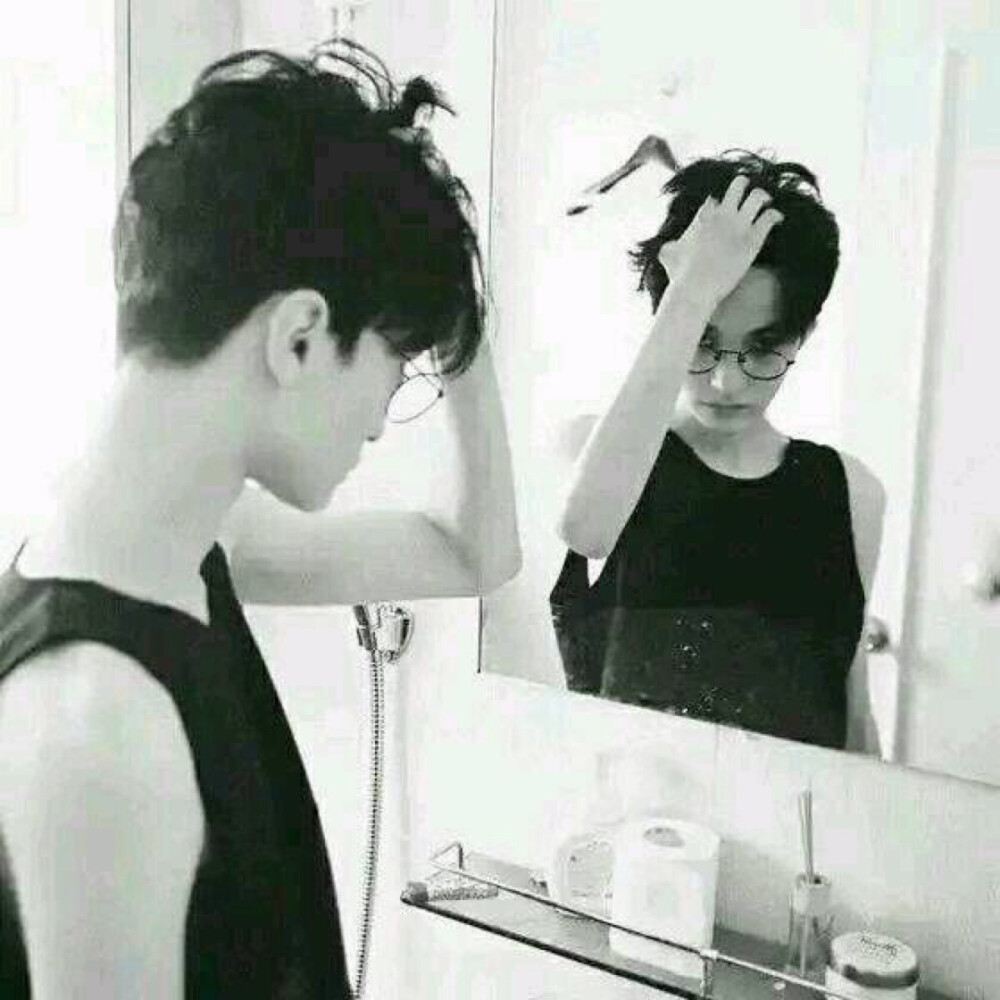 by『錦葵』#男生头像##情侣头像##欧美头像##欧美女头##女生头像##少女头像集##无水印头像##欧美图片##闺蜜头像##女生头像##清新女头##小清新##高清无码##韩系头像##森系头像#