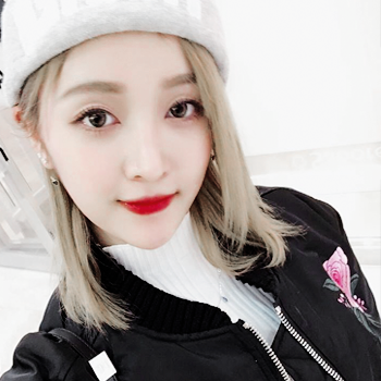 吴宣仪 XuanYi 宇宙少女 爱豆头像♡