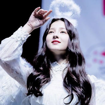 李承利 nancy momoland 爱豆头像79