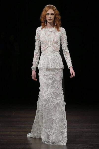 Naeem Khan Bridal Spring 2018 演绎了极致的浪漫主义