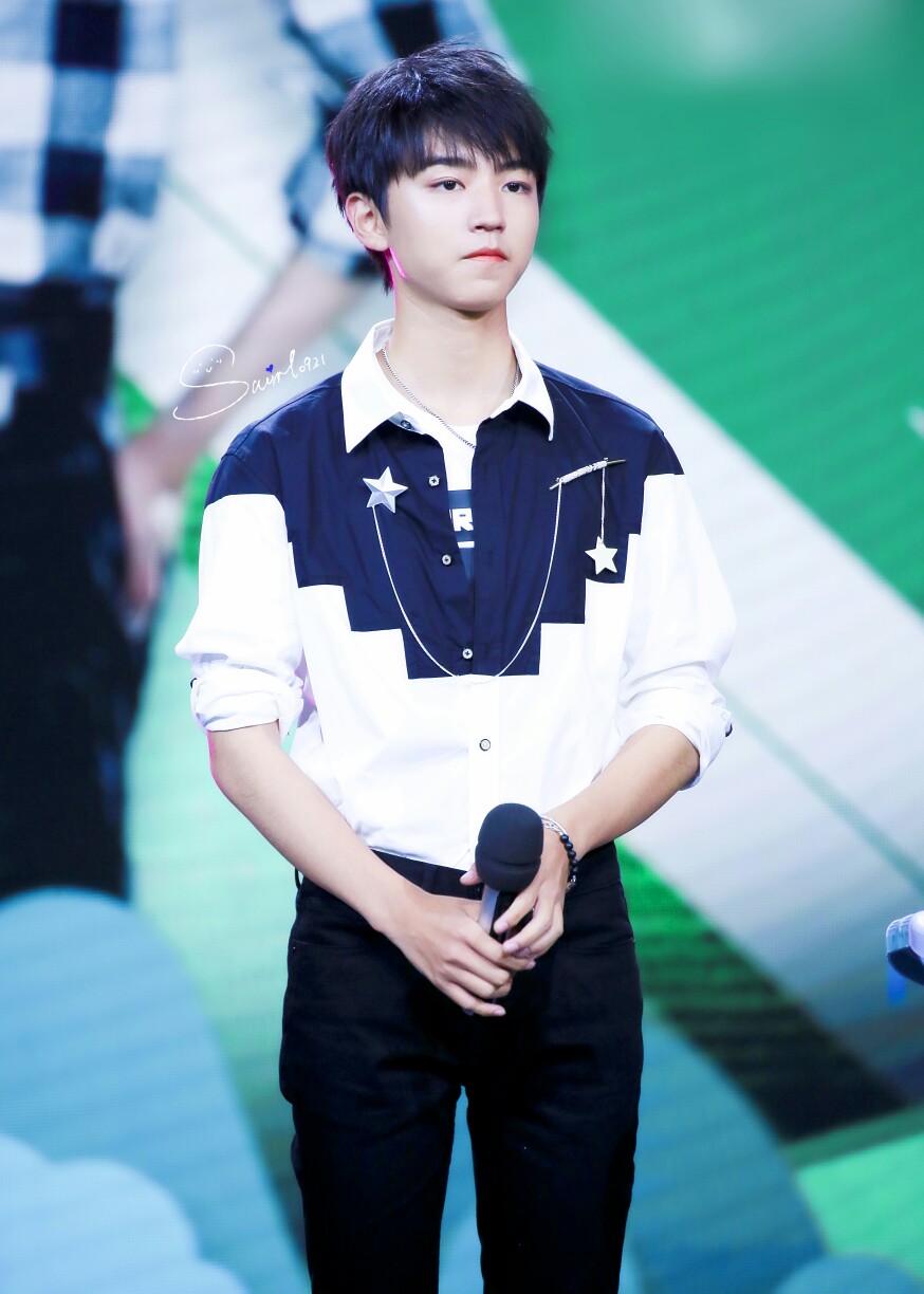 #王俊凯 #TFBOYS 王源生日会 高清 帅气