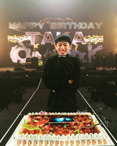 ONE OK ROCK 10969taka happy birthday