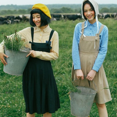 omont蛋挞家复古学院风百搭中长款高腰背带裙女百褶连衣裙夏秋季K