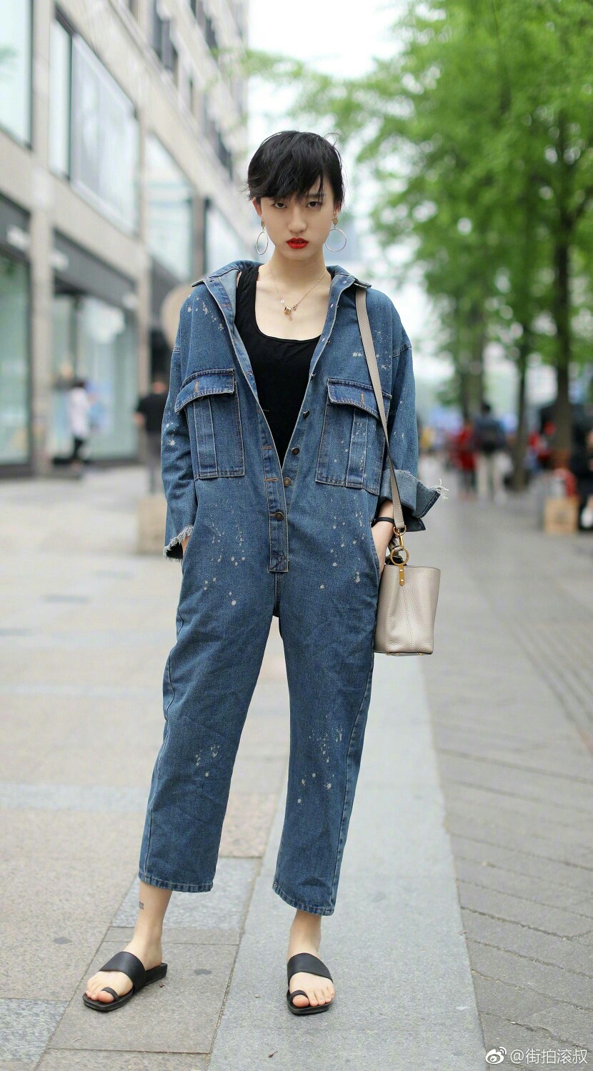 4月25日街拍更新短发牛仔十分酷