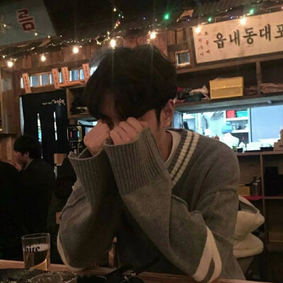 男头 女头 动漫头像 壁纸 二次元 萌图 情侣头像 小清新 黑白 森系 