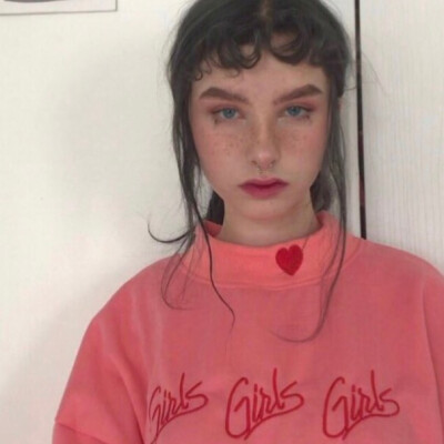 女头/欧美/喜欢可以粉我/不定时更新