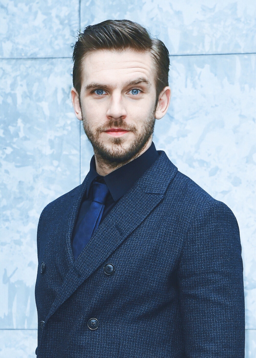 大表哥Dan Stevens