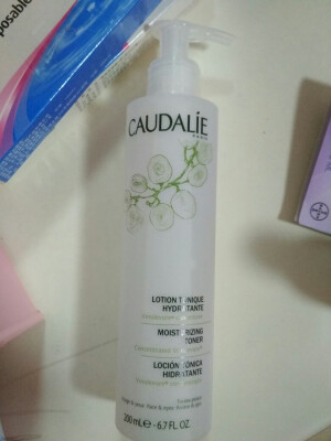 欧缇丽大葡萄化妆水