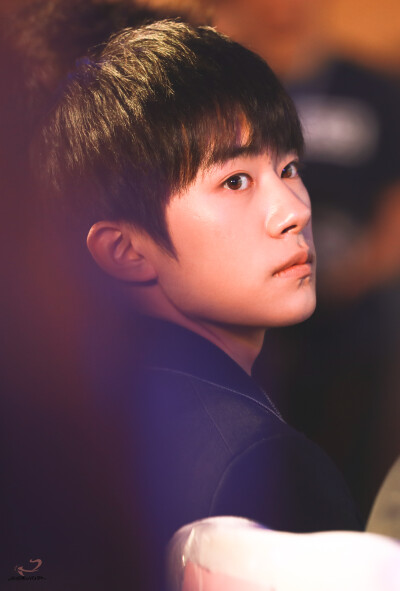 @CafeNoir黑咖啡_易烊千玺个站 易烊千玺 yyqx 1128