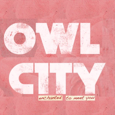 ＃头像素材＃＃专辑封面＃
enchanted - OWL CITY
底色让我想起了草莓奶昔！恋爱的感觉(虽然没成功)，真的好爱啊！