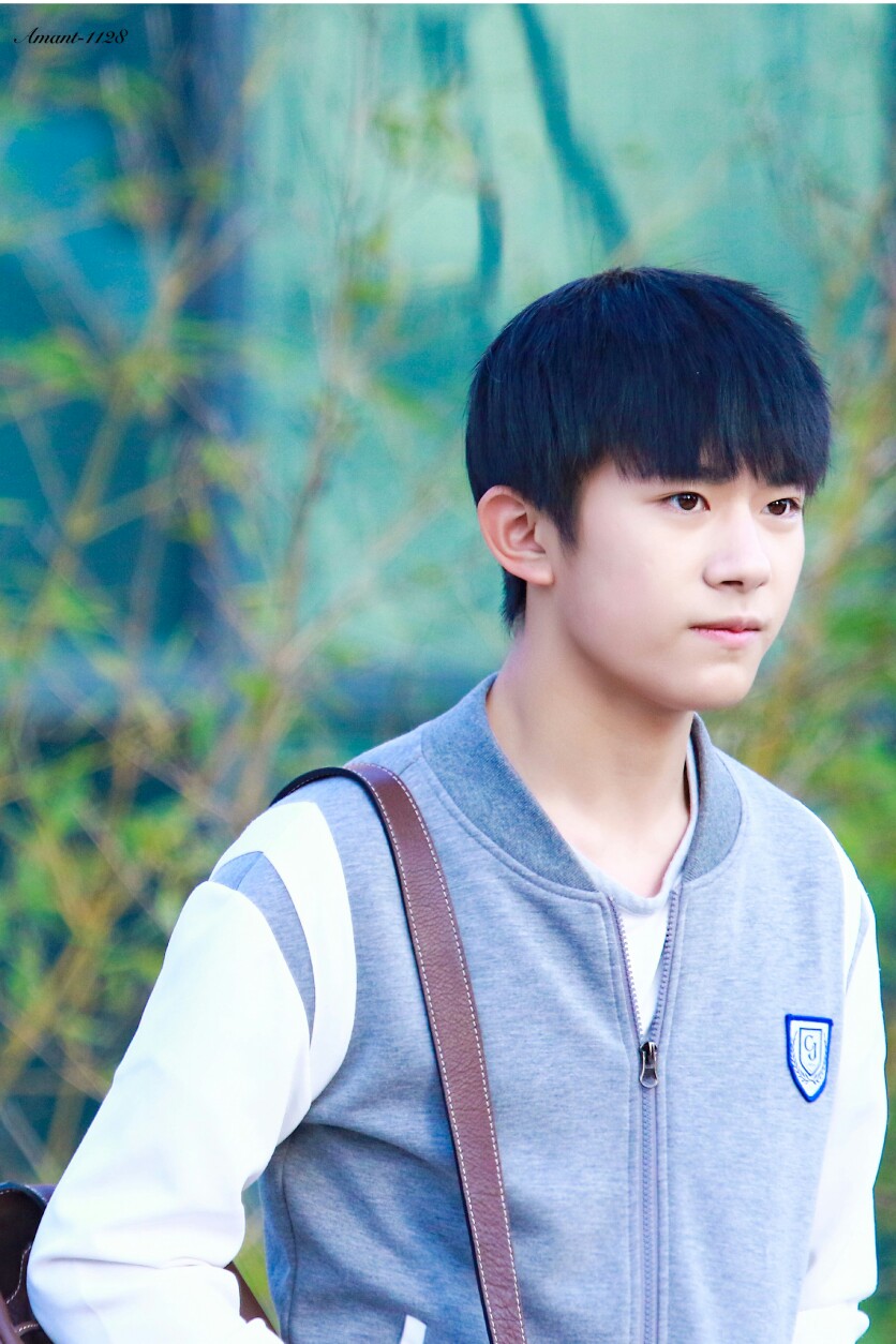 #易烊千玺 #TFBOYS 电视剧我们的少年时代拍摄花絮 高清 帅气