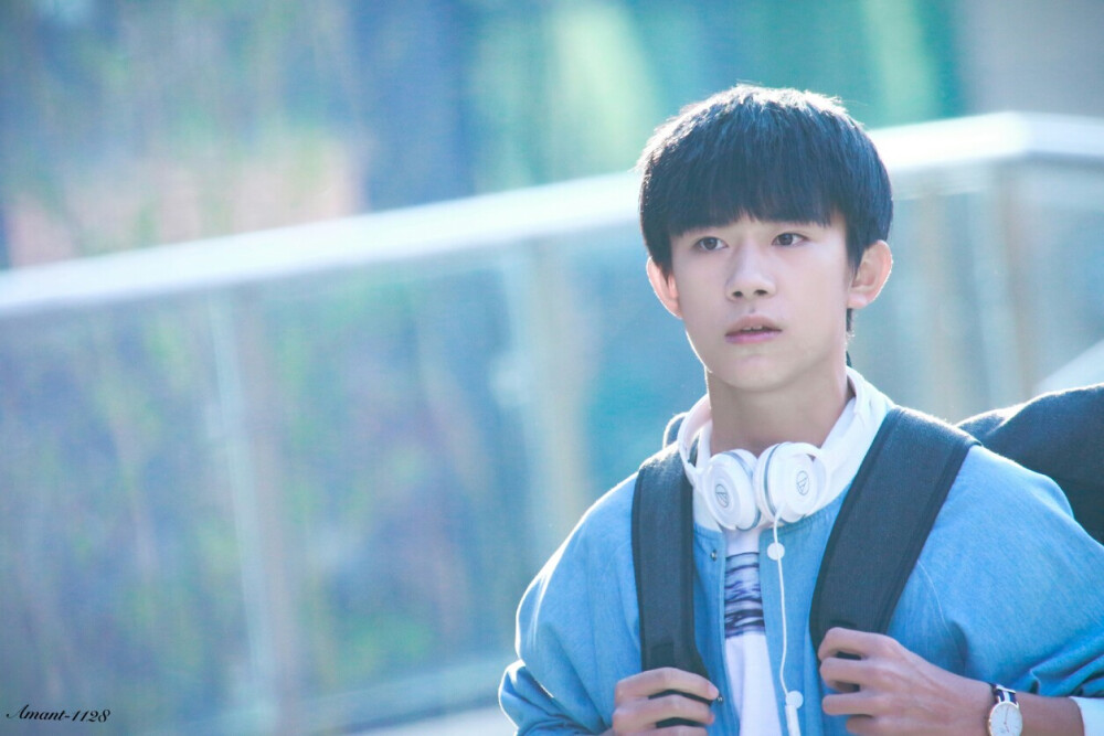 #易烊千玺 #TFBOYS 电视剧我们的少年时代拍摄花絮 高清 帅气