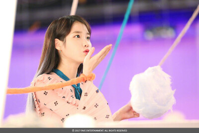 IU李智恩 李知恩0421正规四辑palette# IU《Ending Scene》