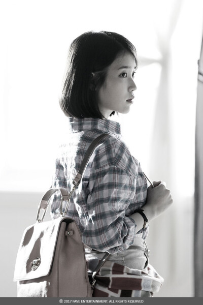 IU李智恩 李知恩0421正规四辑palette# IU《Ending Scene》