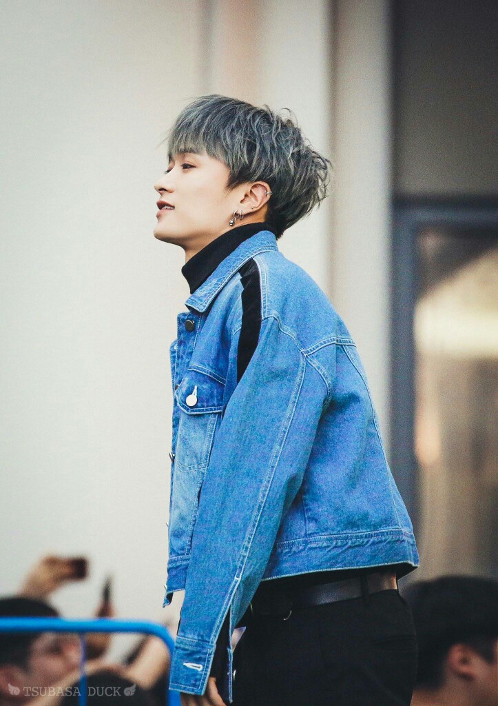 金在德5月4日水晶男孩纪念专签售会