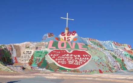 美国加州的Salvation Mountain 救赎山 有机会一定去看看 ​​​​