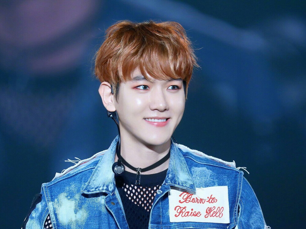 【禁二传/拿图留祝福/喜欢收藏】边伯贤Baekhyun
170506我的伯贤儿生日快乐?又长大一岁啦?要一辈子走花路哦?