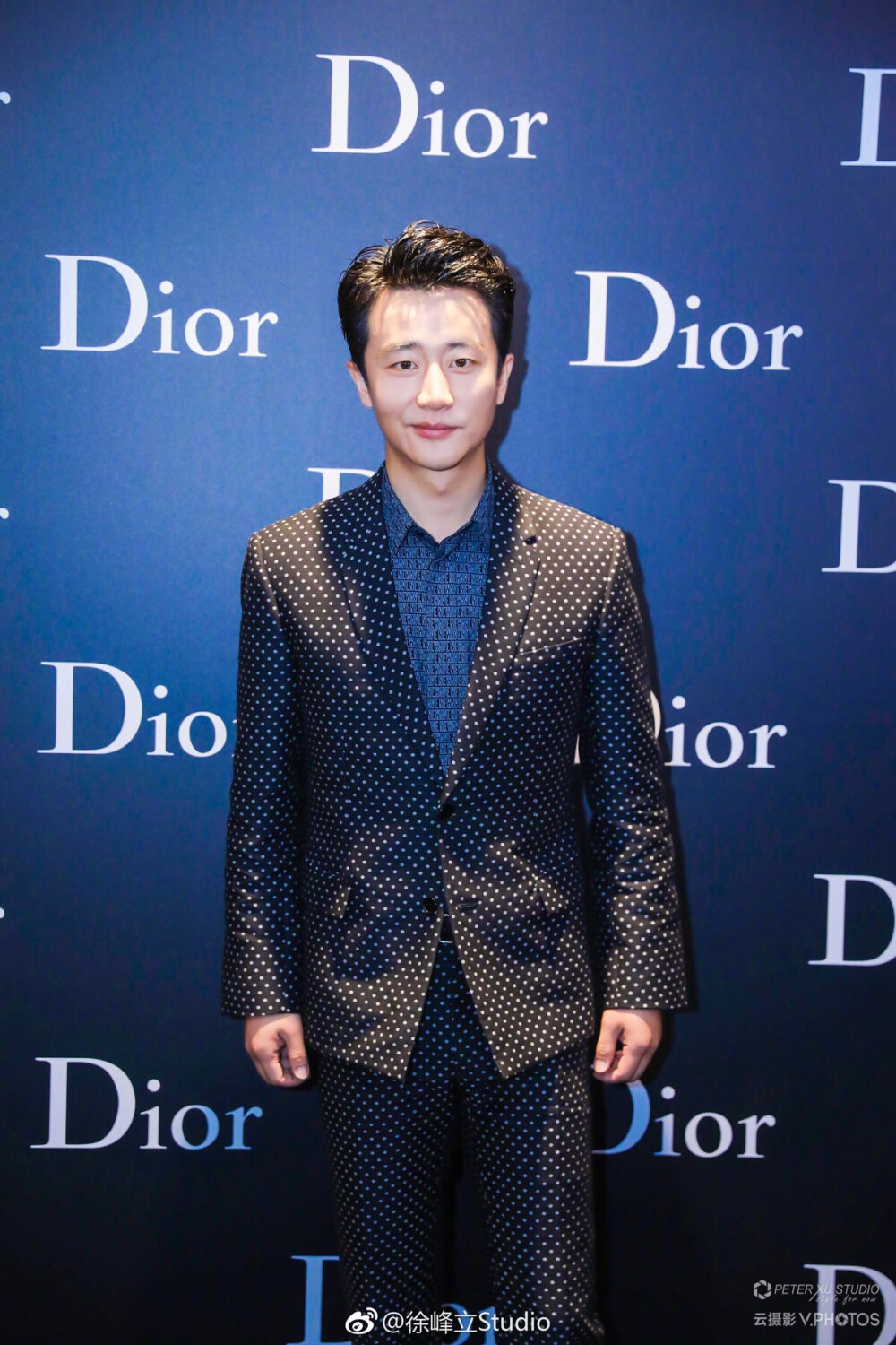 迪奥中国区品牌大使黄轩 出席Dior Homme 上海恒隆广场全新旗舰店盛大开幕，暨Dior Homme x Sennheiser 跨界合作系列发布－黄轩