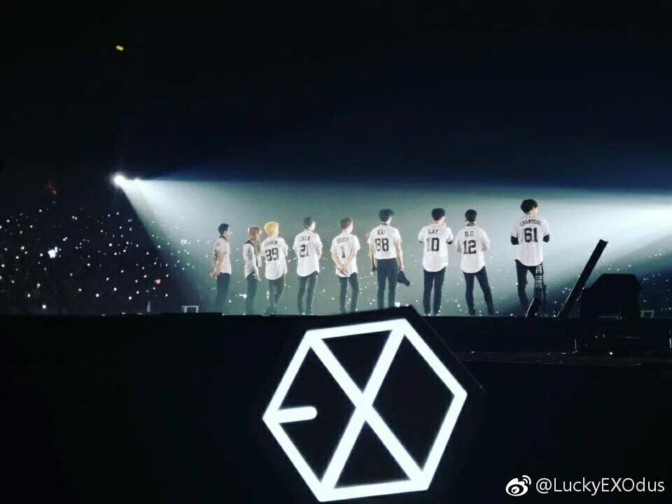 EXO 六周年