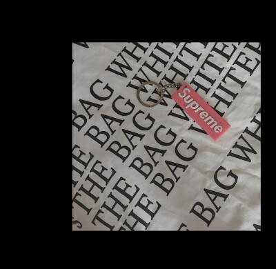 新入帆布袋以及友人送的钥匙链