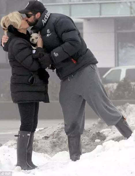 Hugh Jackman&his wife