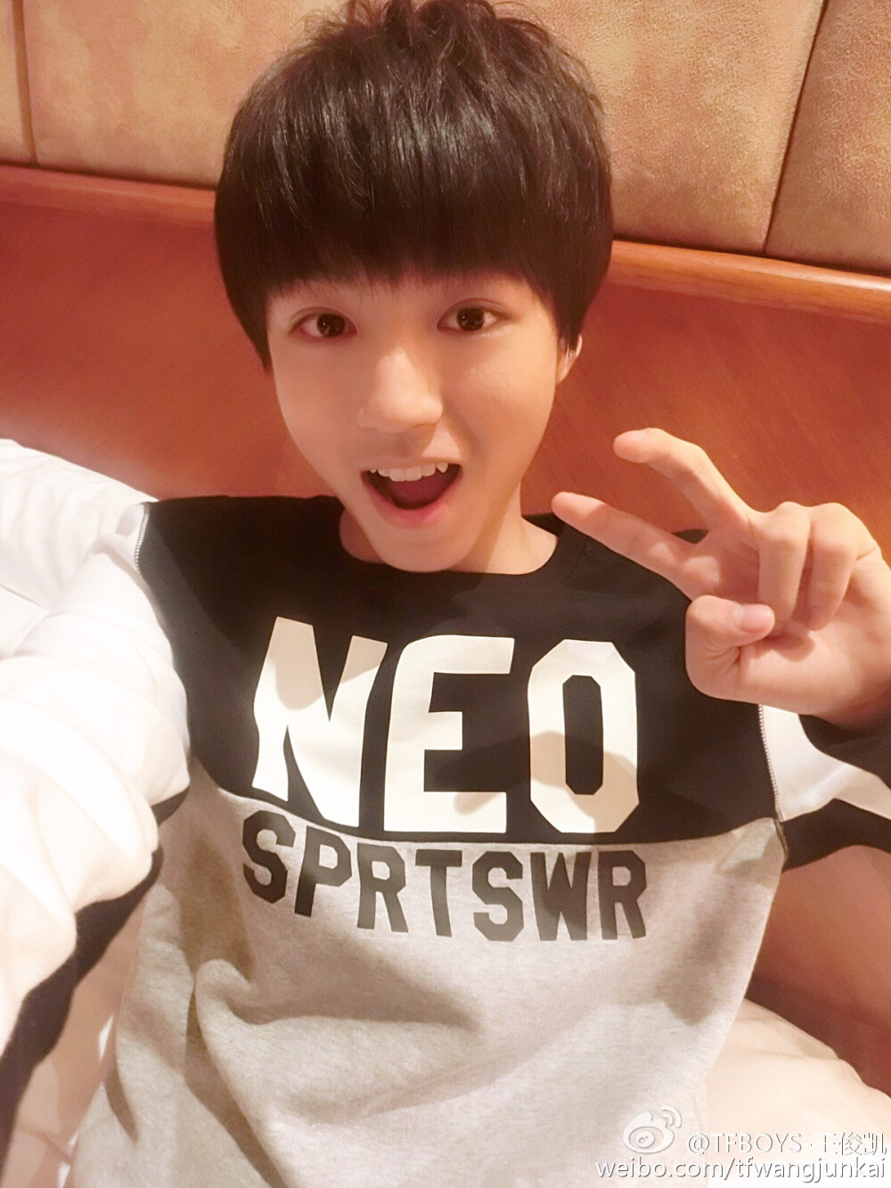 TFBOYS王俊凯 2015-11-04 微博配图。