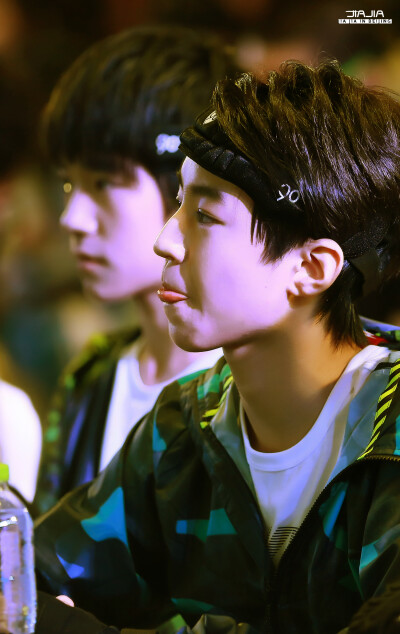 TFBOYS王俊凯 2015.10.26 《全员加速中》发布会。
