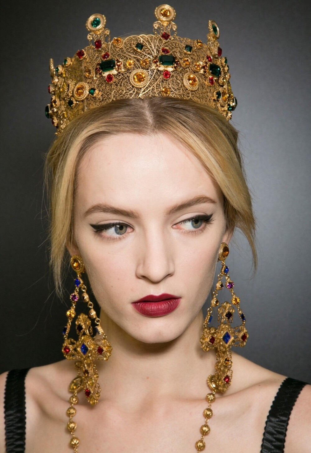 俄罗斯超模Daria Strokous 在Dolce&Gabbana F/W 2013