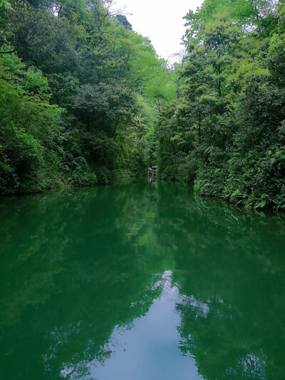 青城映翠湖