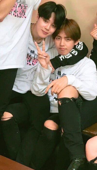 95line vmin
防弹少年团 BTS bangtanboys
金南俊 金硕珍 闵玧其 郑号锡 朴智旻 金泰亨 田柾国