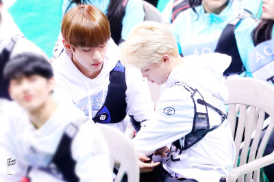 95line vmin
防弹少年团 BTS bangtanboys
金南俊 金硕珍 闵玧其 郑号锡 朴智旻 金泰亨 田柾国