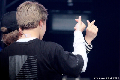 95line vmin
防弹少年团 BTS bangtanboys
金南俊 金硕珍 闵玧其 郑号锡 朴智旻 金泰亨 田柾国