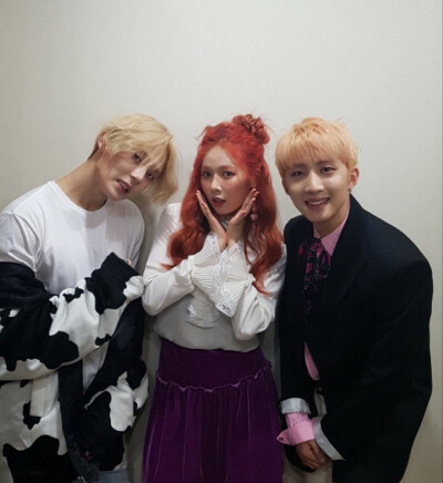 Triple H 泫雅 Hui（李会泽） E'Dawn（金孝钟）