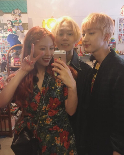 Triple H 泫雅 Hui（李会泽） E'Dawn（金孝钟）