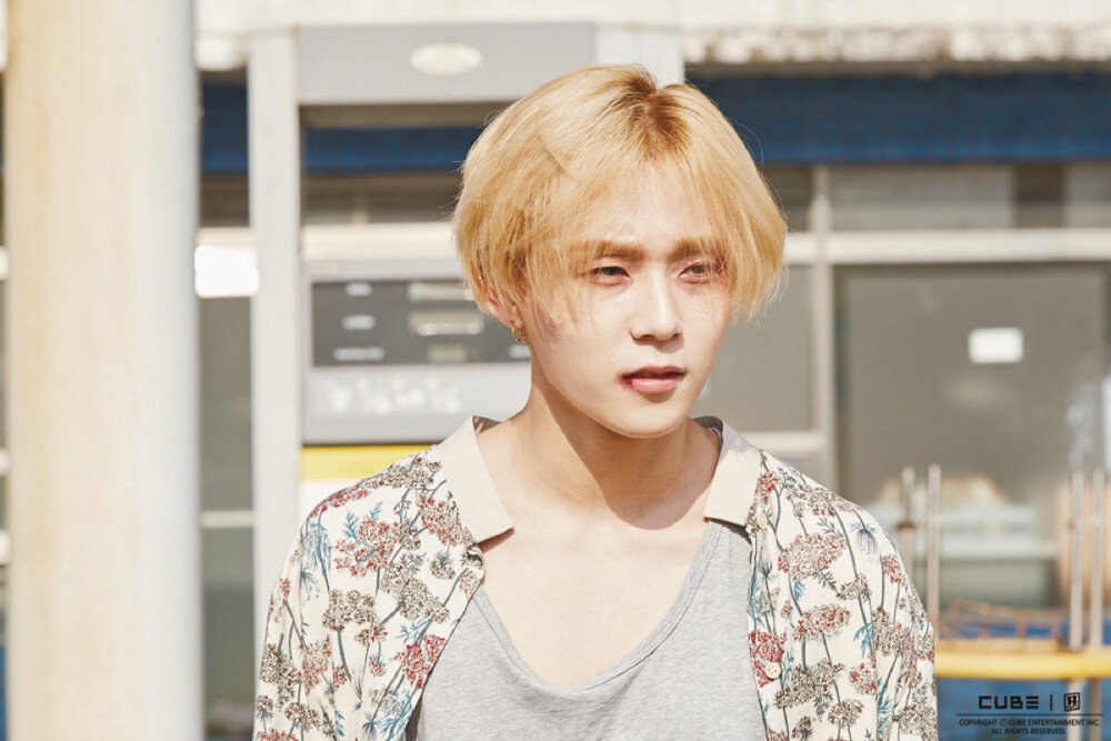 Triple H 泫雅 Hui（李会泽）E'Dawn（金晓钟）