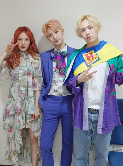 Triple H(트리플 H) TRIPLE H 金泫雅（Kim Hyun A） 李会泽（Hui） 金孝钟（E'Dawn） 美图 壁纸 