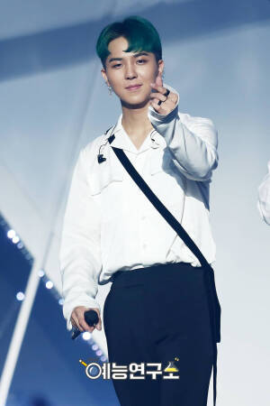 winner Mino 宋闵浩
