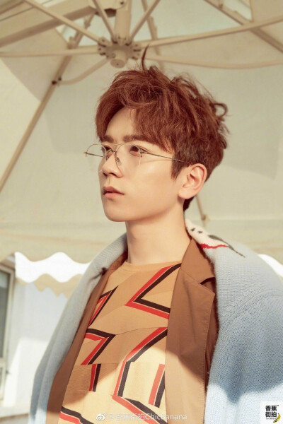 〓男头〓张皓宸