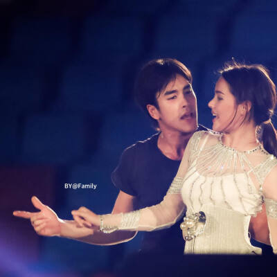 Yaya Urassaya Sperbund-Barry Nadech Kugimiya/naya