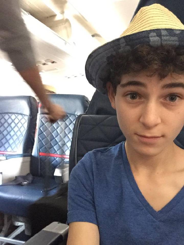 大卫马佐兹 David Mazouz