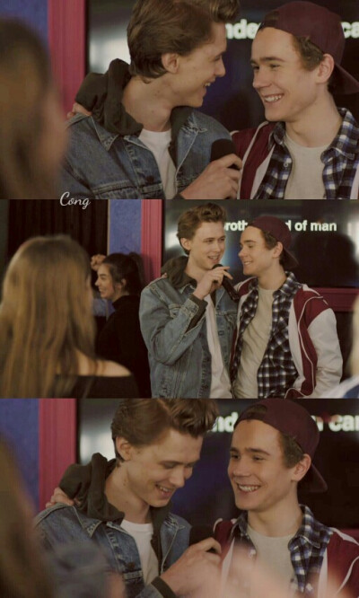 skam4
evak