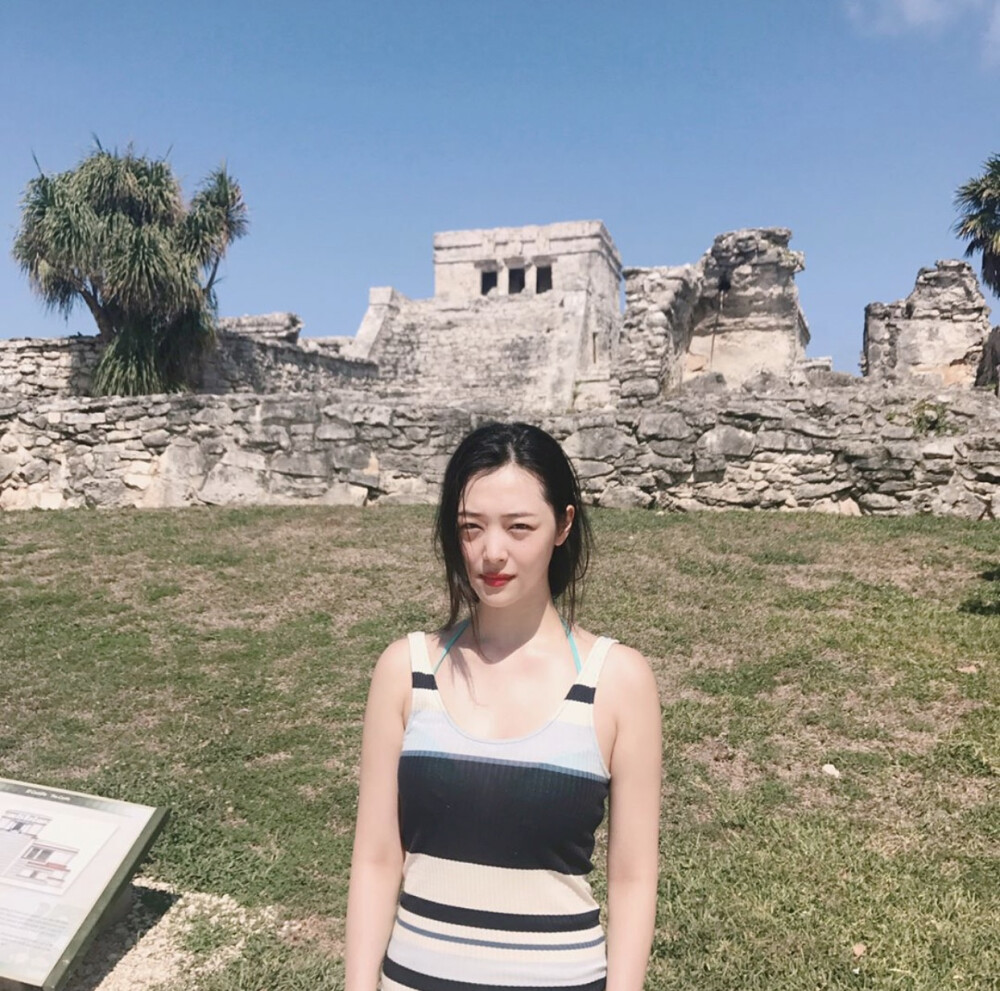 崔雪莉 崔真理 Sulli