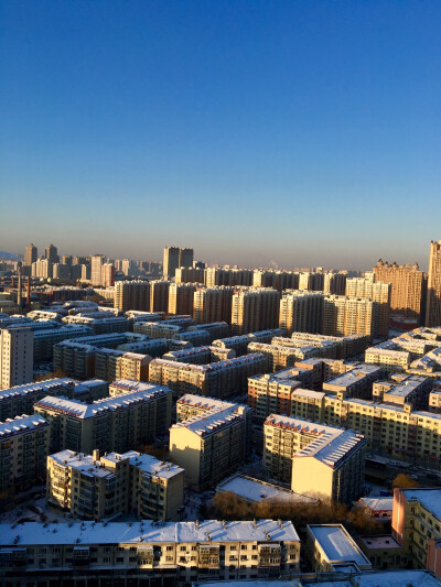 从省医院二十六楼高楼向下看