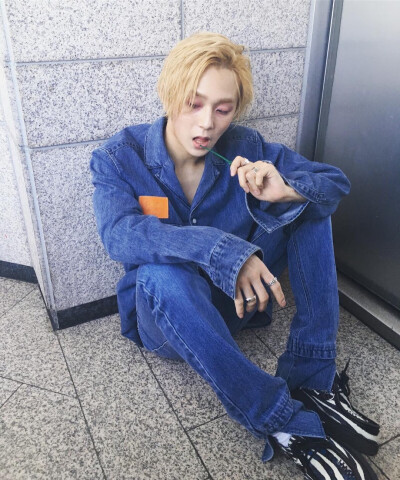 Triple H 泫雅 Hui（李会泽）E'Dawn（金晓钟）