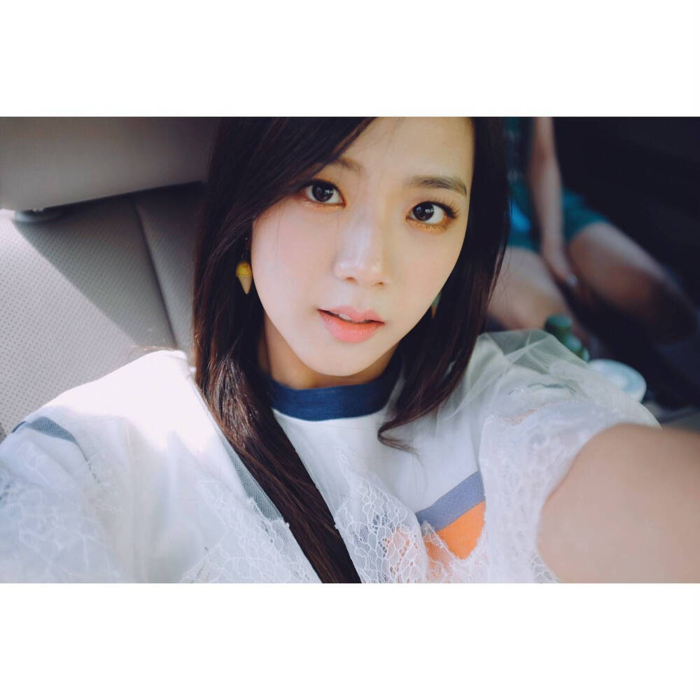 blackpink jisoo ins更新