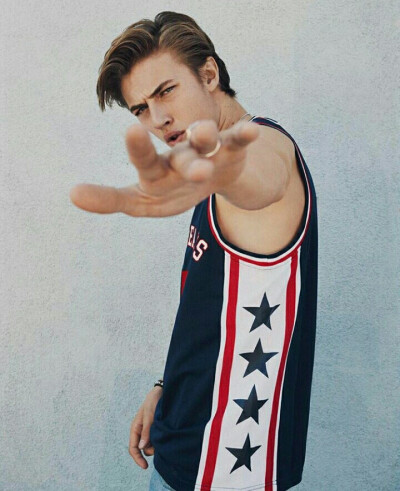 Lucky Blue Smith 欧美 男头