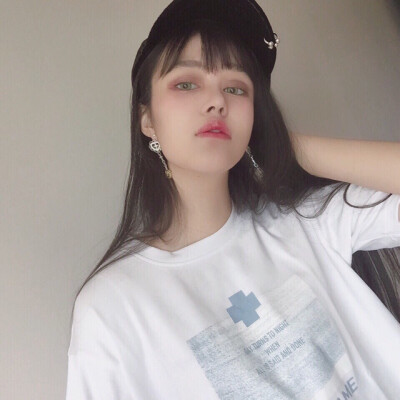 咬唇爱好者（女头）