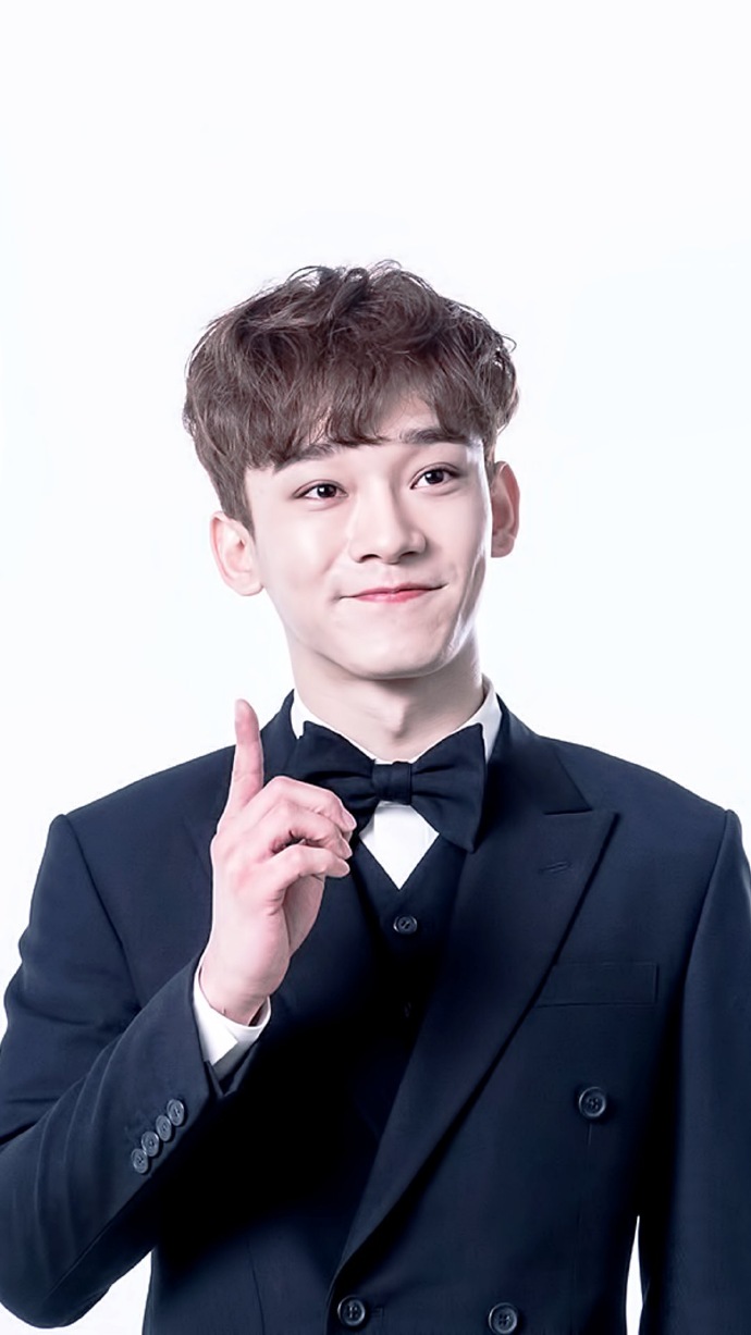 Cr. Twitter: __adiantum ​​​ ​​​​超级好看的壁纸 饭制 EXO 金钟大 CHEN CBX 杂志拍摄 身着西装的他