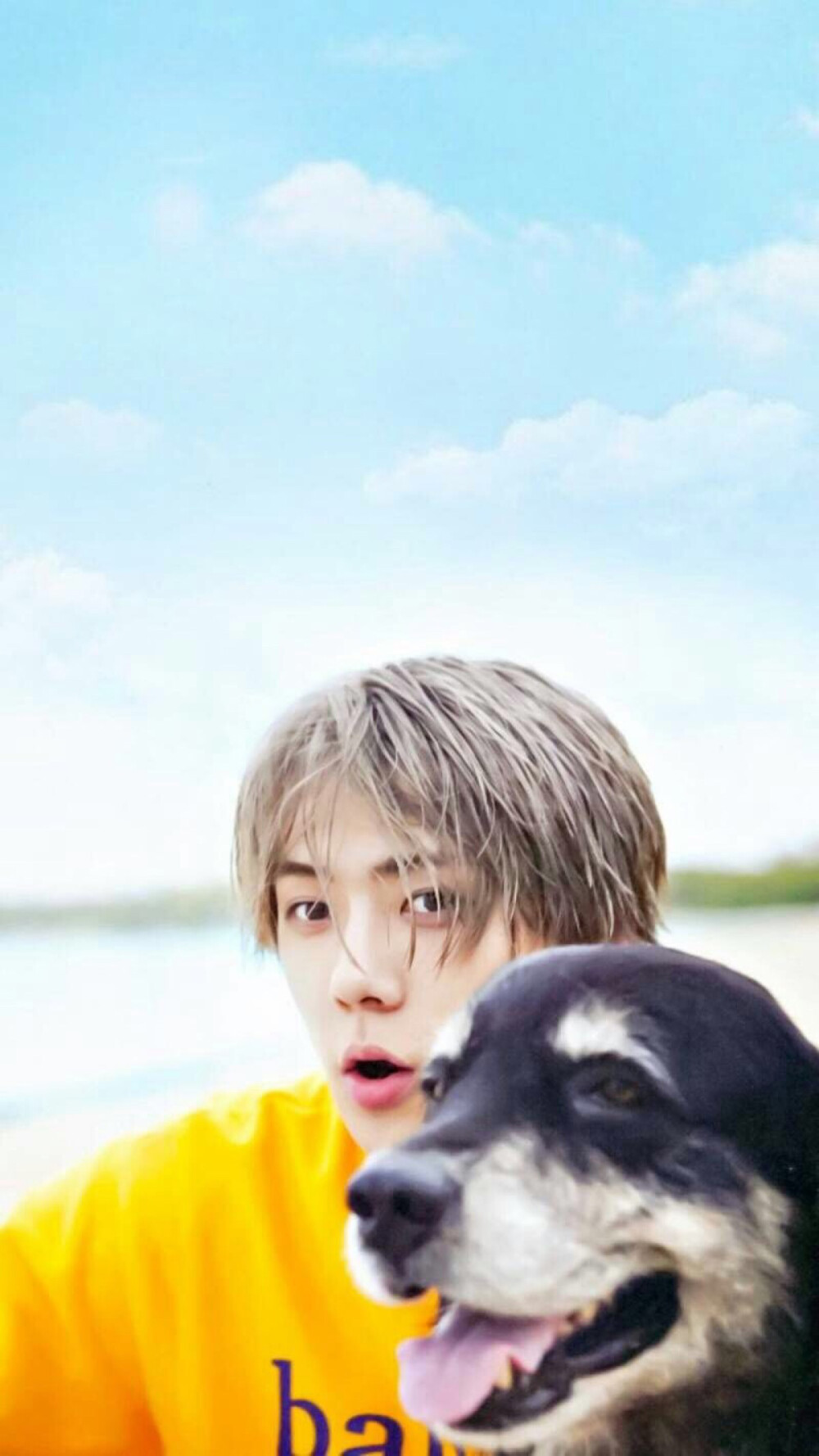 EXO 吴世勋 SE HUN
斐济写真集